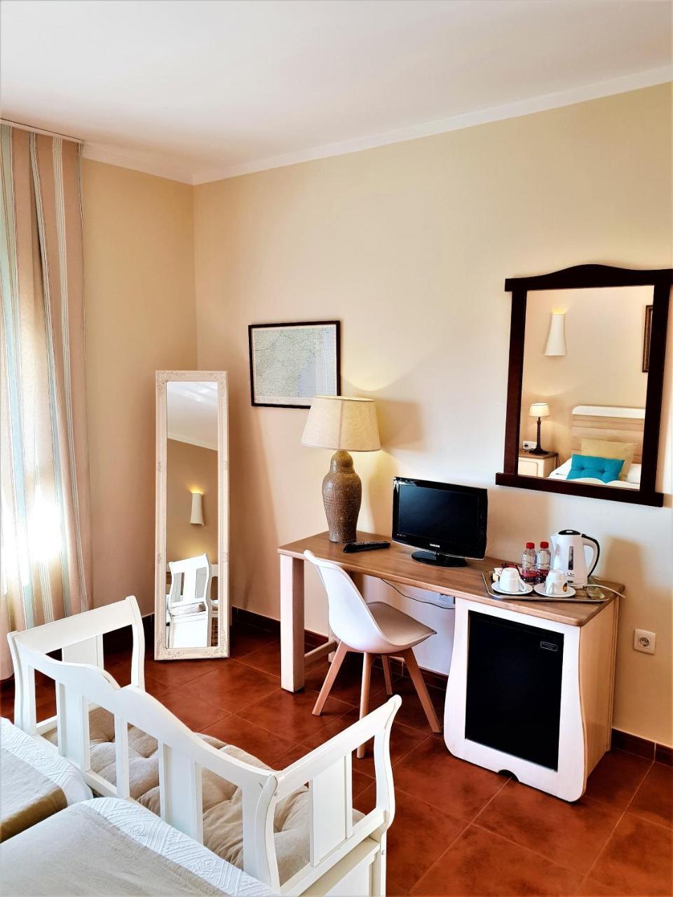 Hotel Las Calas Агуа Амарга Екстериор снимка